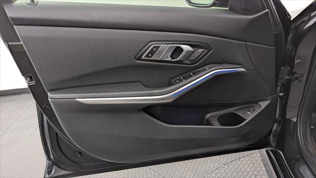 Used 2021 BMW 330i Sedan image 12