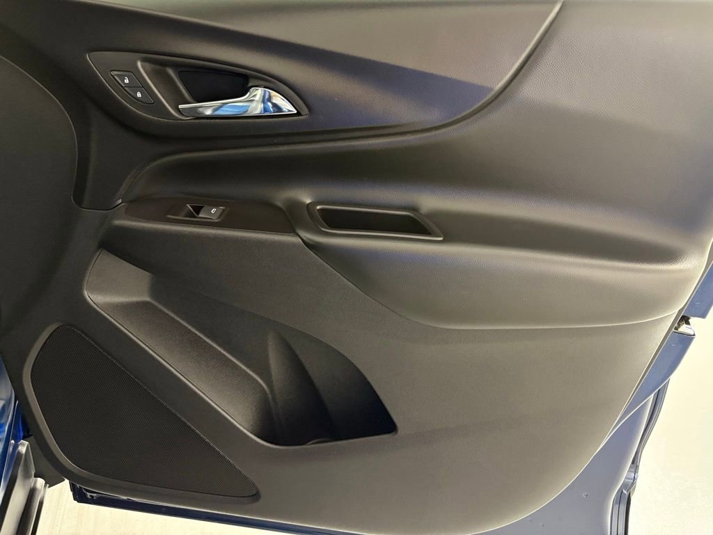 Used 2019 Chevrolet Equinox LT w/ Sun & Navigation Package image 45