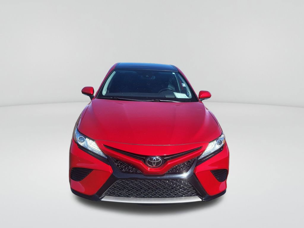 Used 2020 Toyota Camry XSE image 10