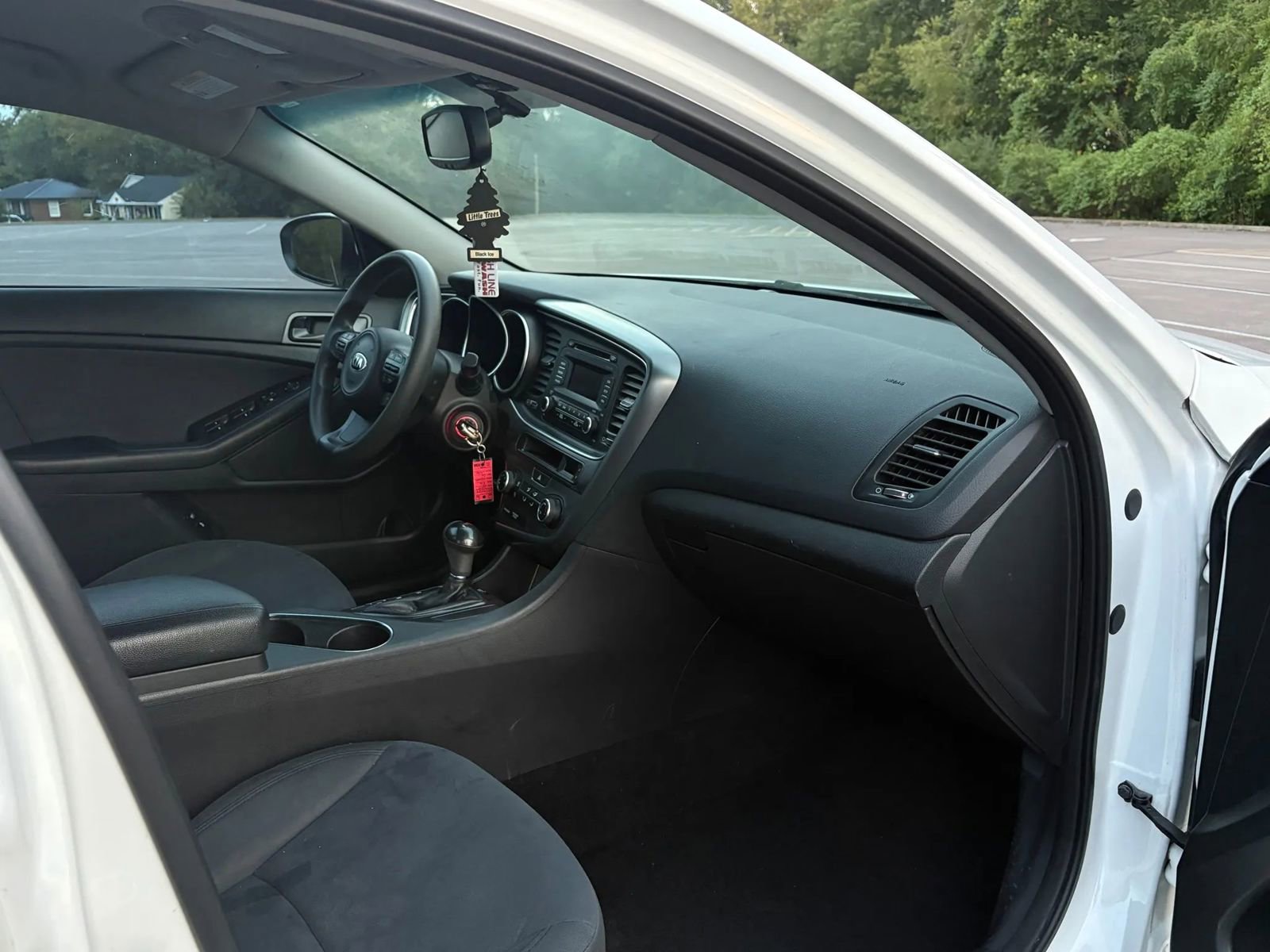 Used 2015 Kia Optima LX image 15