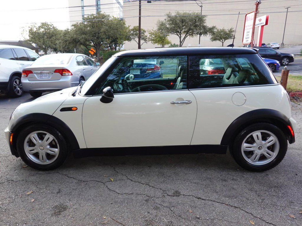Used 2006 MINI Cooper Hardtop image 4