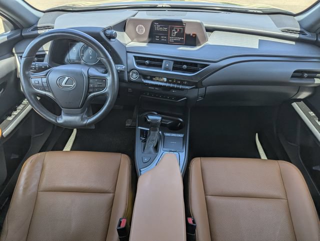 Used 2021 Lexus UX 200 w/ Premium Package FWD image 13