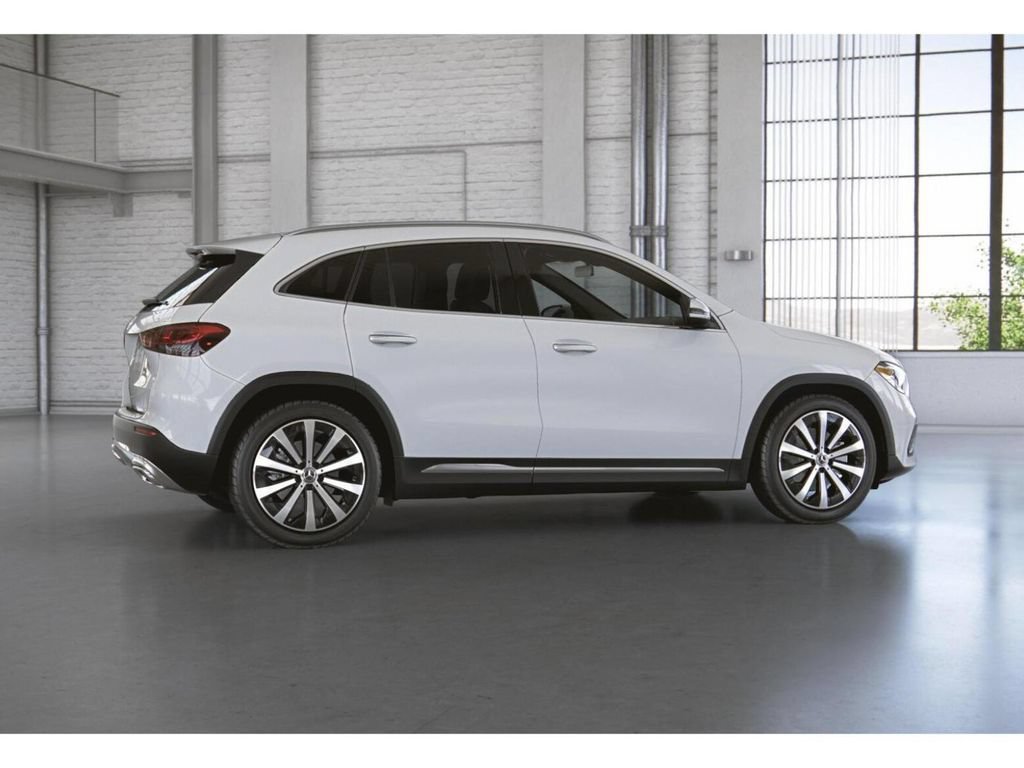 Certified 2022 Mercedes-Benz GLA 250 4MATIC image 19