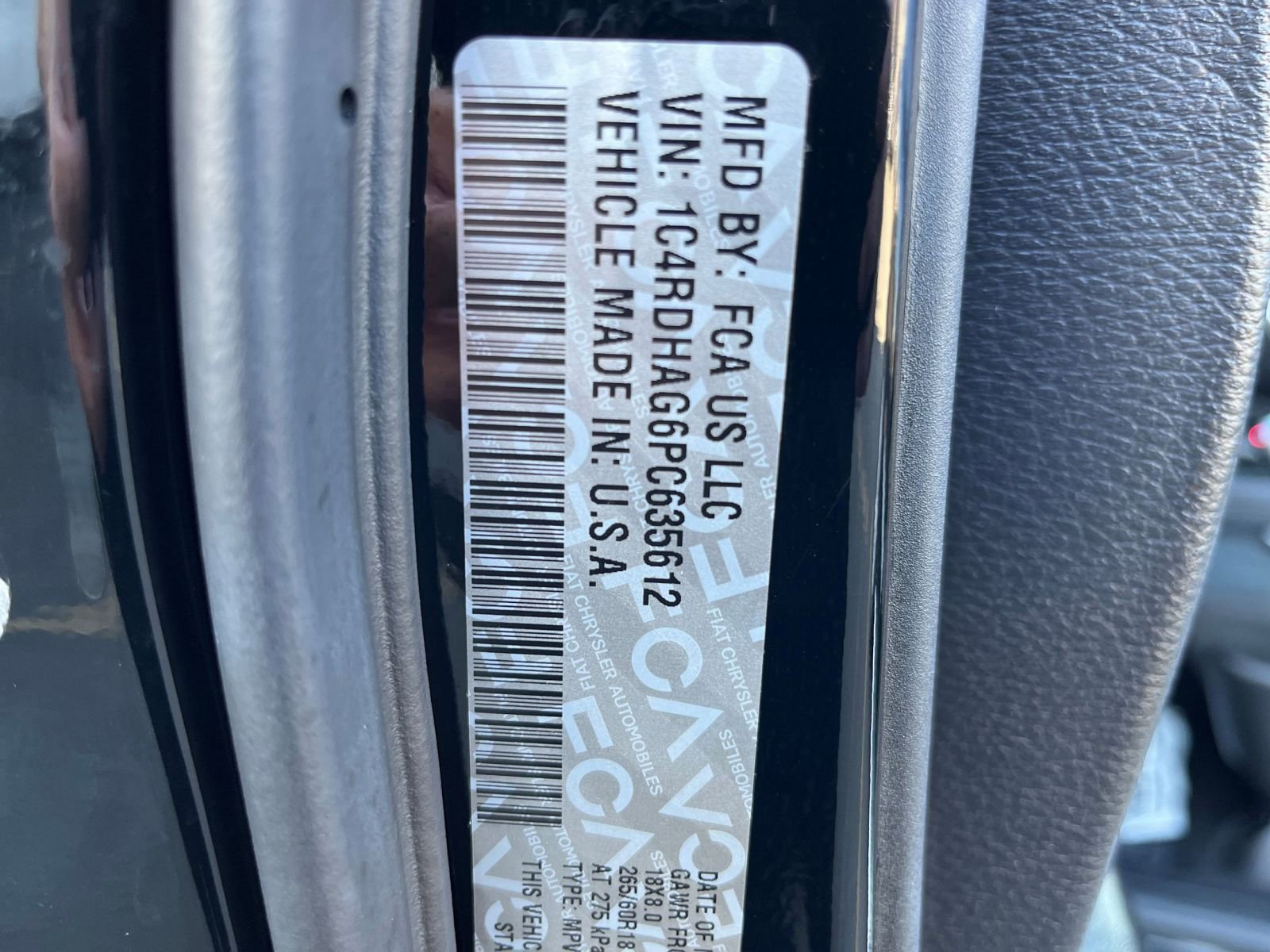 Used 2023 Dodge Durango SXT image 29