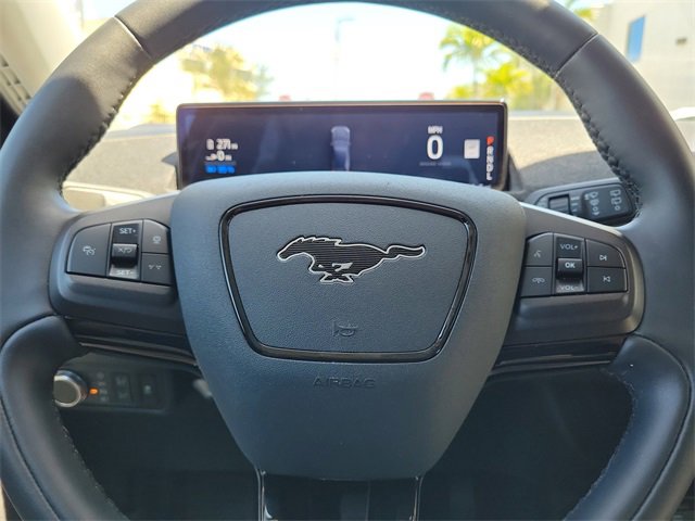 Used 2022 Ford Mustang Mach-E Premium image 16