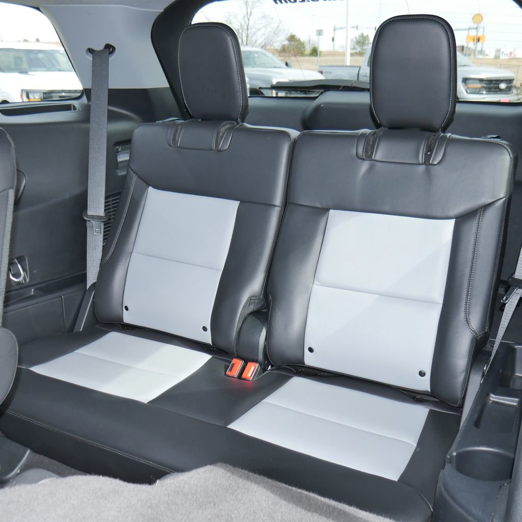 Used 2023 Ford Explorer XLT w/ Equipment Group 202A image 20