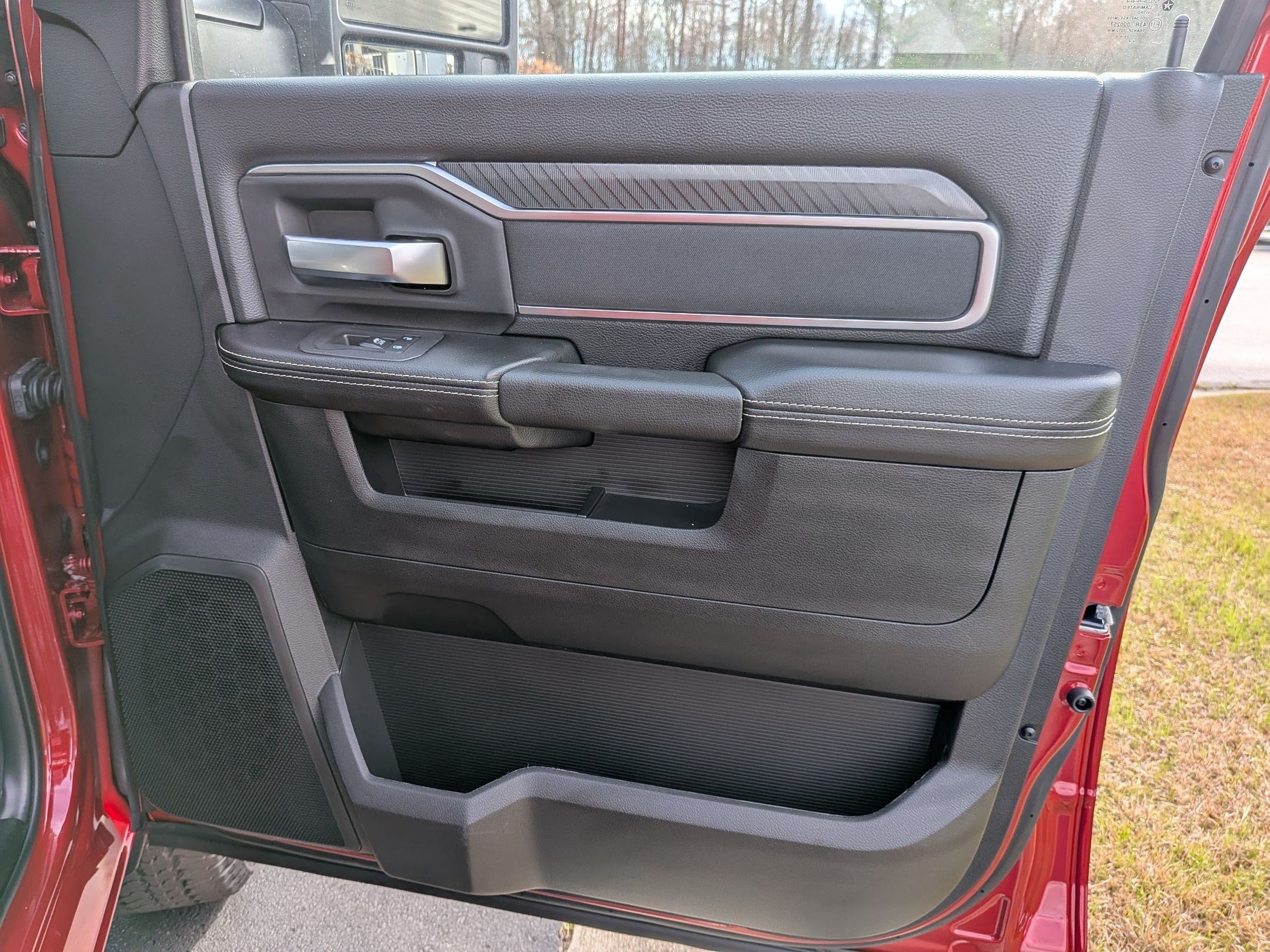 New 2026 RAM 2500 Big Horn AWD/4WD image 33