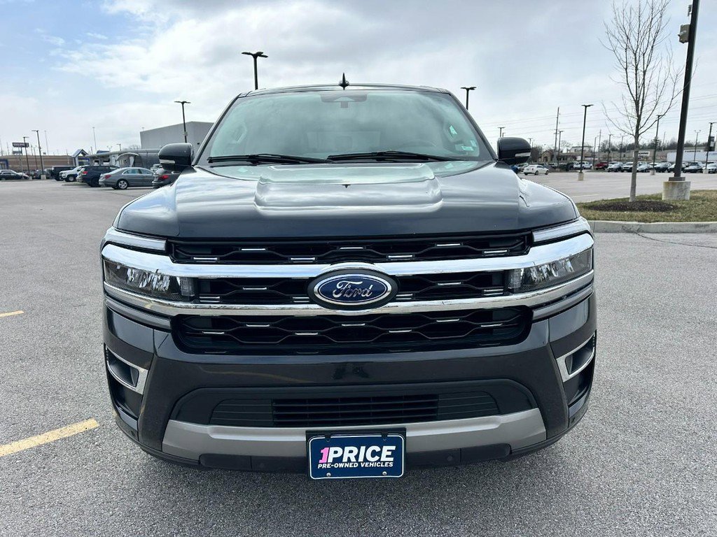 Used 2024 Ford Expedition Max Limited image 9
