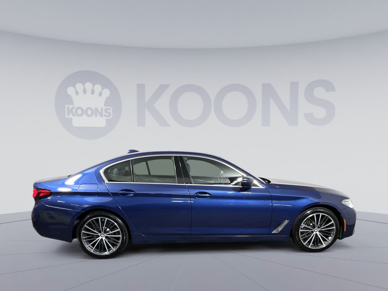 Used 2021 BMW 530i xDrive w/ Premium Package AWD/4WD image 12