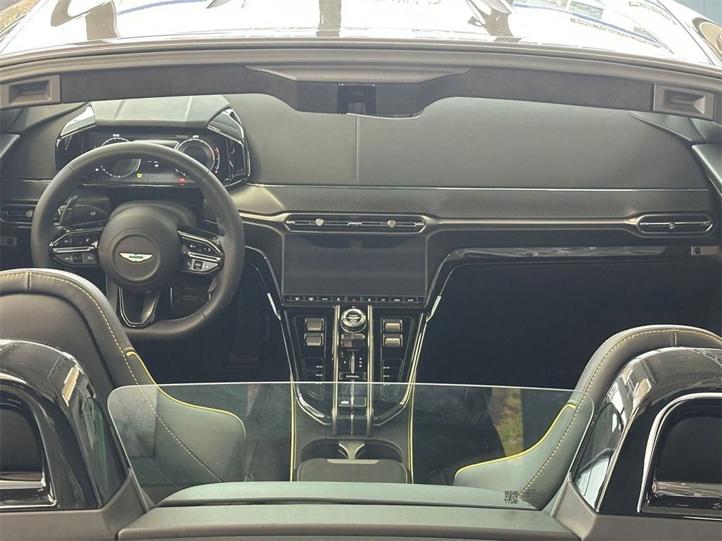 New 2026 Aston Martin V8 Vantage Convertible image 18
