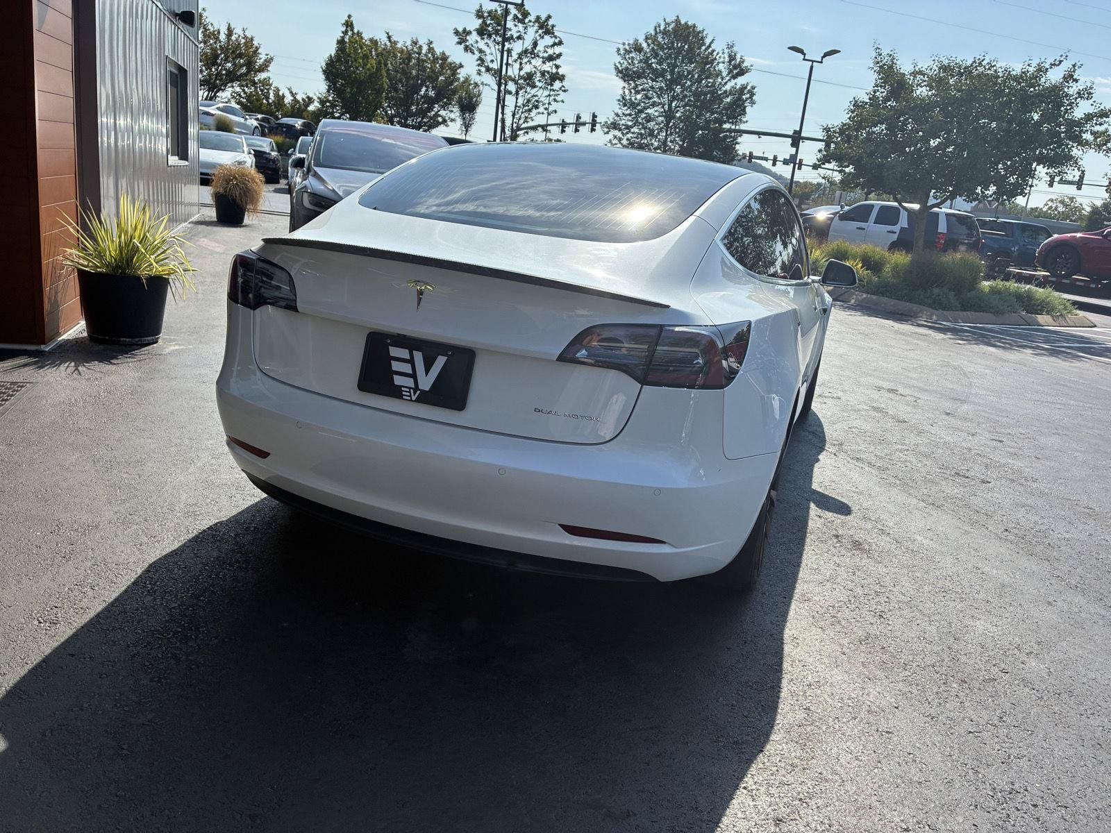 Used 2019 Tesla Model 3 Long Range AWD/4WD image 5