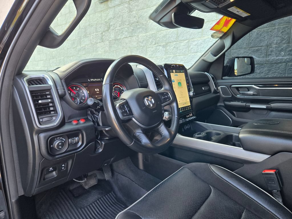 Used 2022 RAM 1500 Laramie AWD/4WD image 14