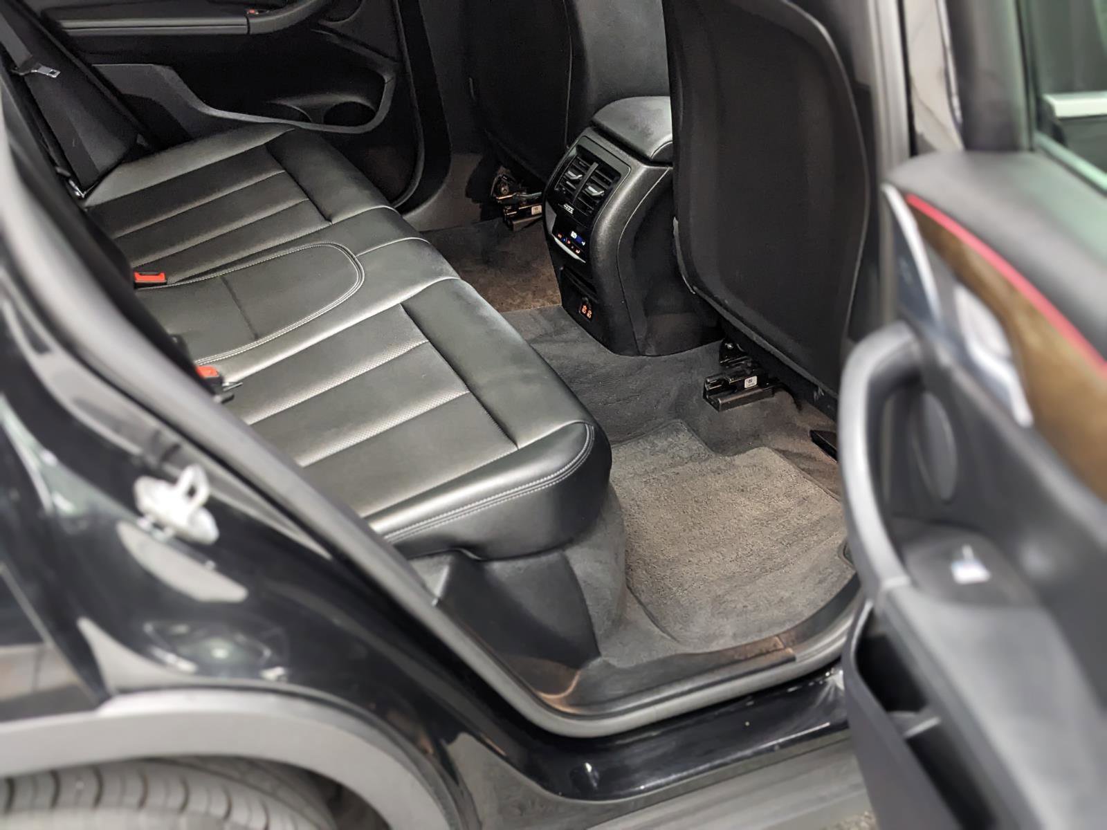 Used 2023 BMW X3 xDrive30i image 24