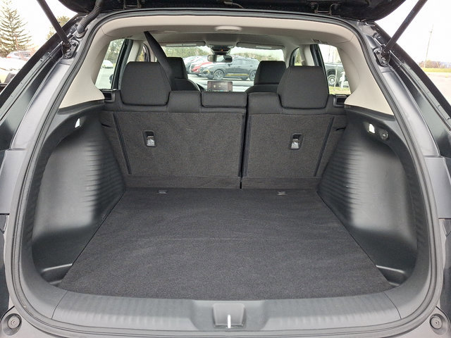 Used 2023 Honda HR-V LX image 28