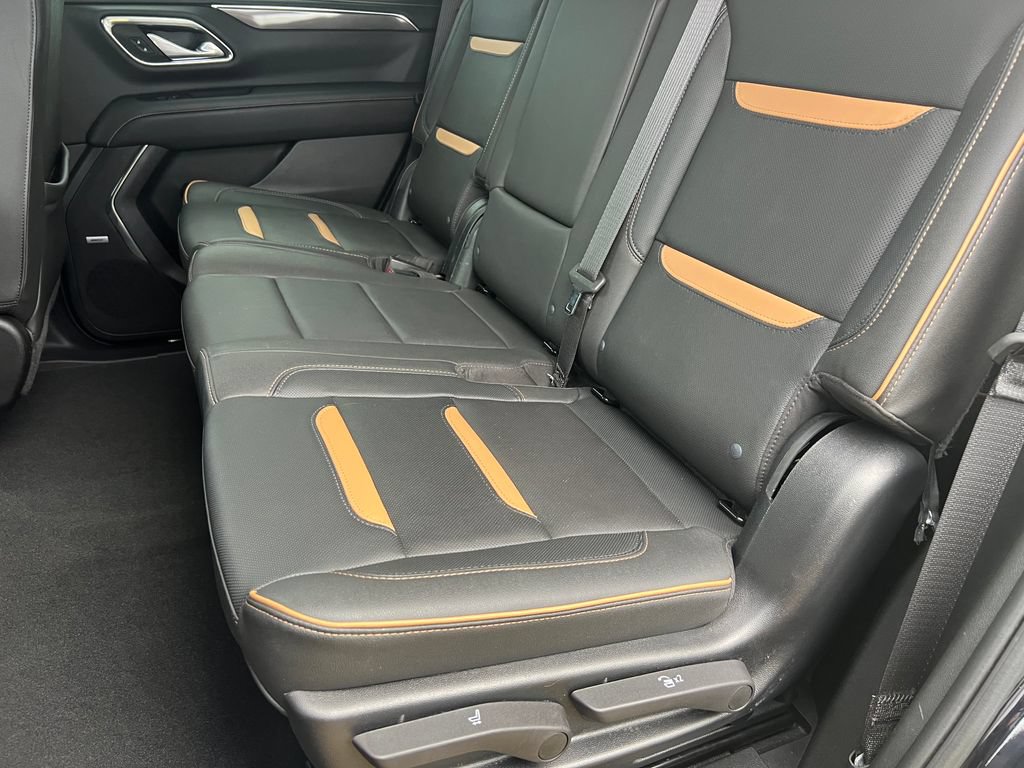 Used 2023 GMC Yukon AT4 w/ AT4 Premium Package AWD/4WD image 16