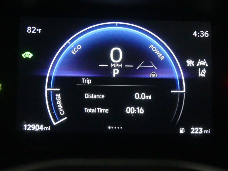 Used 2025 Toyota Camry LE FWD image 30