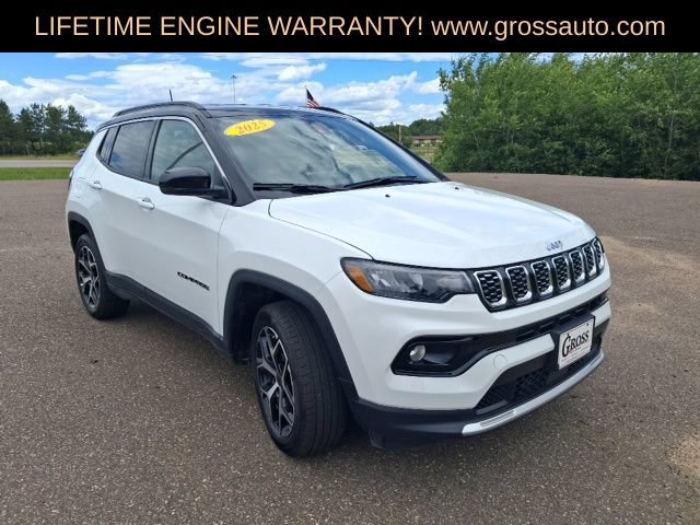 Used 2025 Jeep Compass Limited AWD/4WD image 2