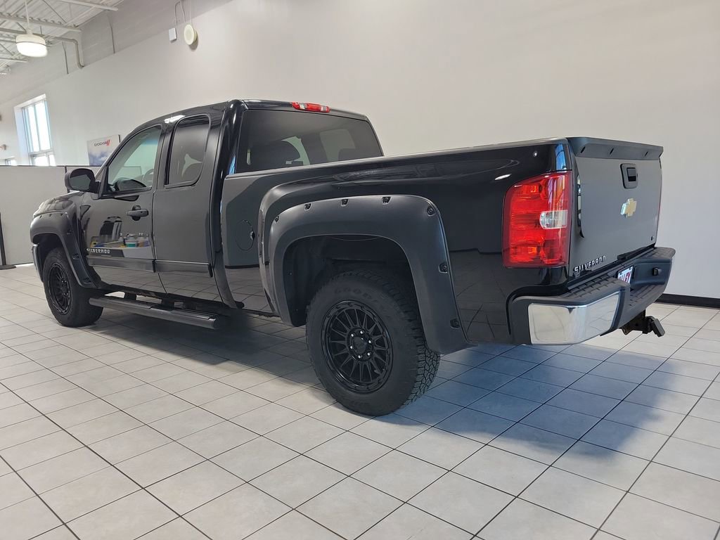 Used 2013 Chevrolet Silverado 1500 LT w/ All-Star Edition AWD/4WD image 8