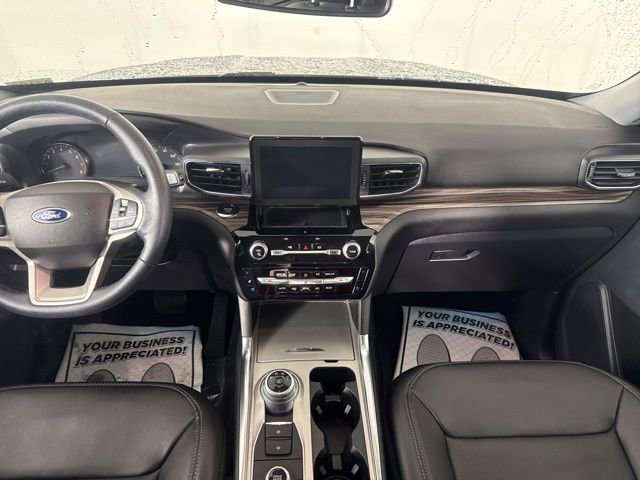 Used 2022 Ford Explorer Limited w/ Equipment Group 301A AWD/4WD image 24