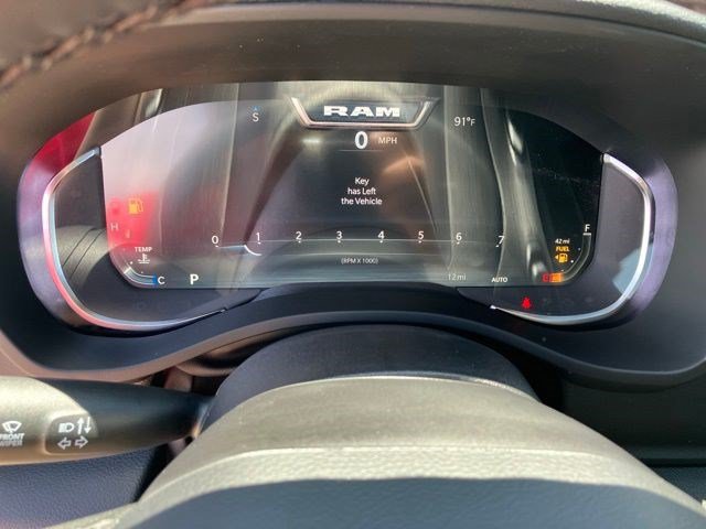New 2026 RAM 1500 Big Horn AWD/4WD image 16