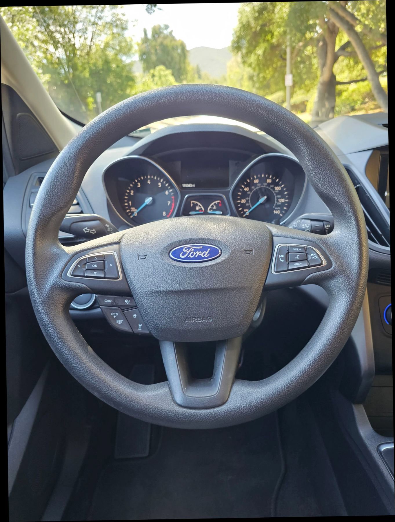 Used 2018 Ford Escape SE w/ SE Sync 3 Package image 32