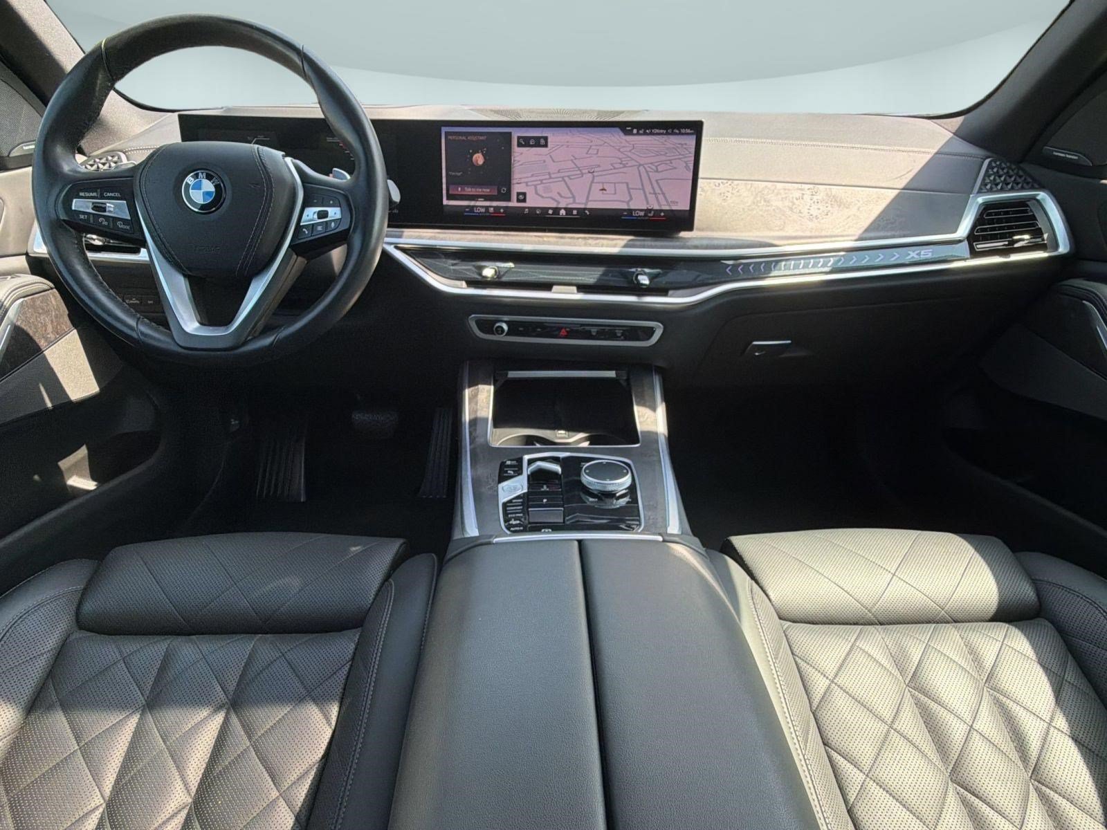 Used 2025 BMW X5 xDrive40i AWD/4WD image 16