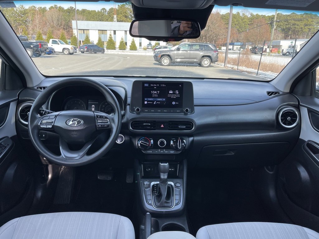 Used 2023 Hyundai Kona SEL w/ Cargo Package image 8