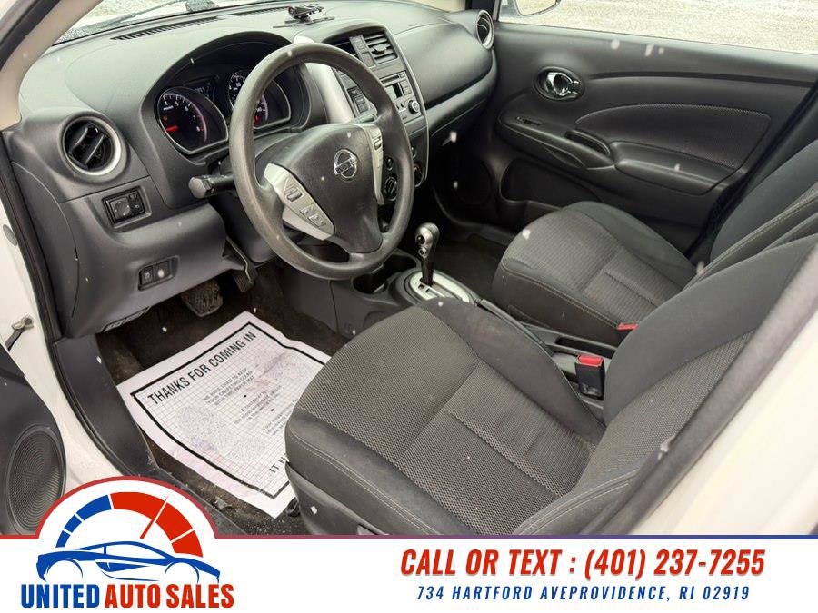 Used 2017 Nissan Versa SV image 9