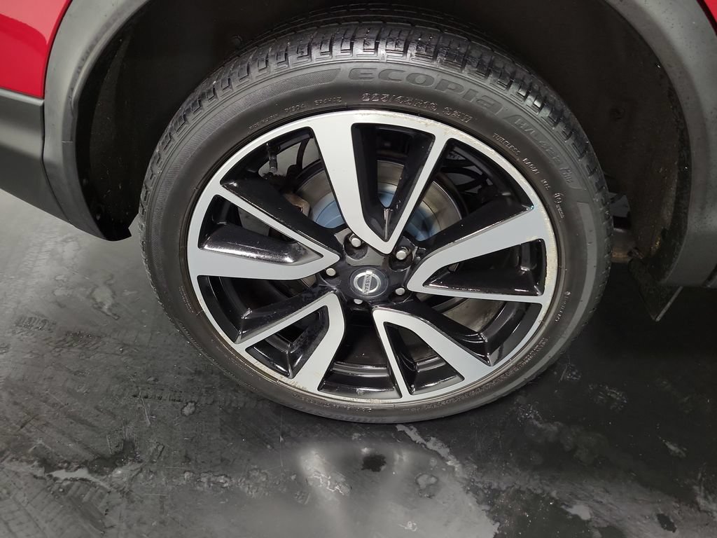 Used 2018 Nissan Rogue Sport SL w/ SL Premium Package AWD/4WD image 12
