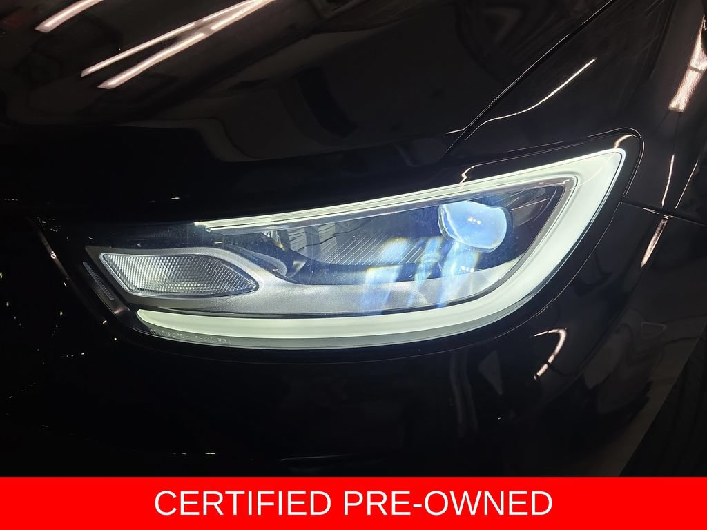 Used 2025 Chrysler Pacifica Select FWD image 31