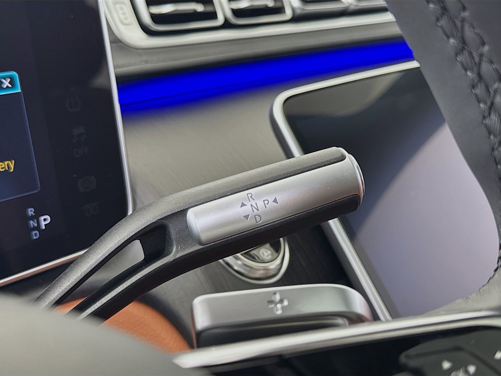 Used 2025 Mercedes-Benz S 580 4MATIC Sedan image 14