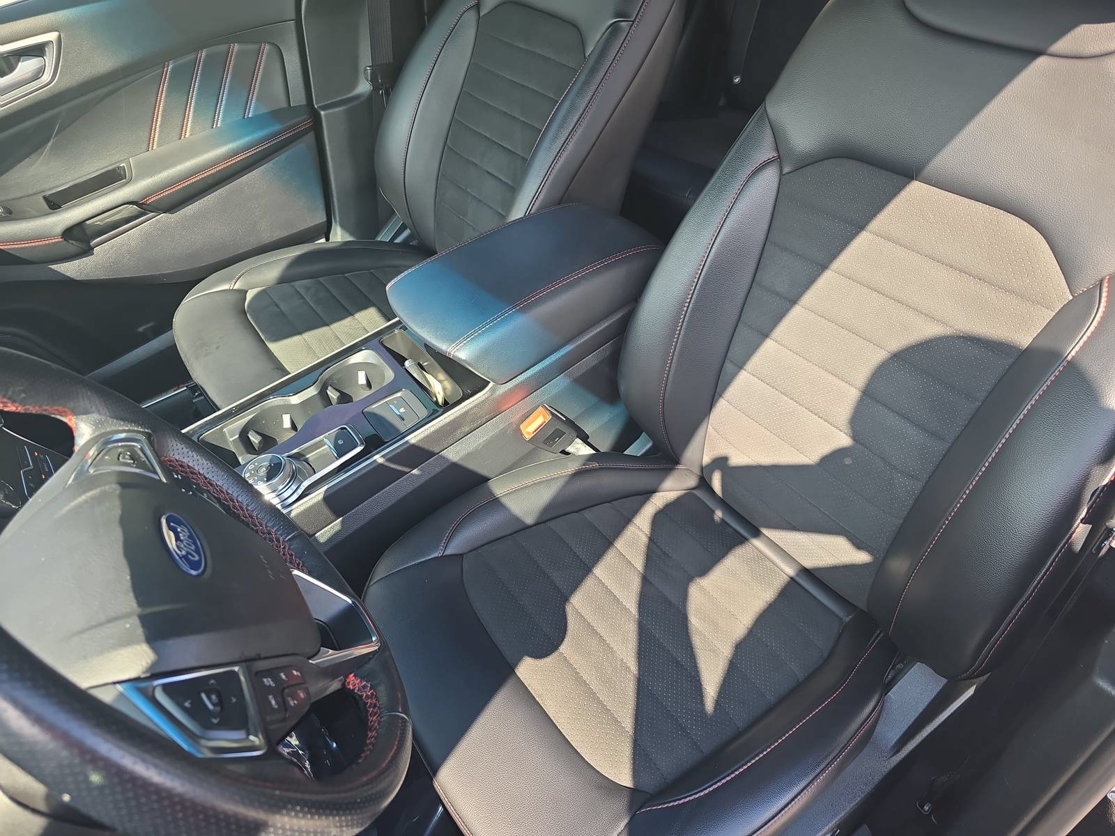 Used 2020 Ford Edge ST-Line FWD image 15
