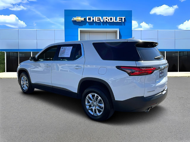 Used 2023 Chevrolet Traverse LS w/ Safety Package FWD image 2