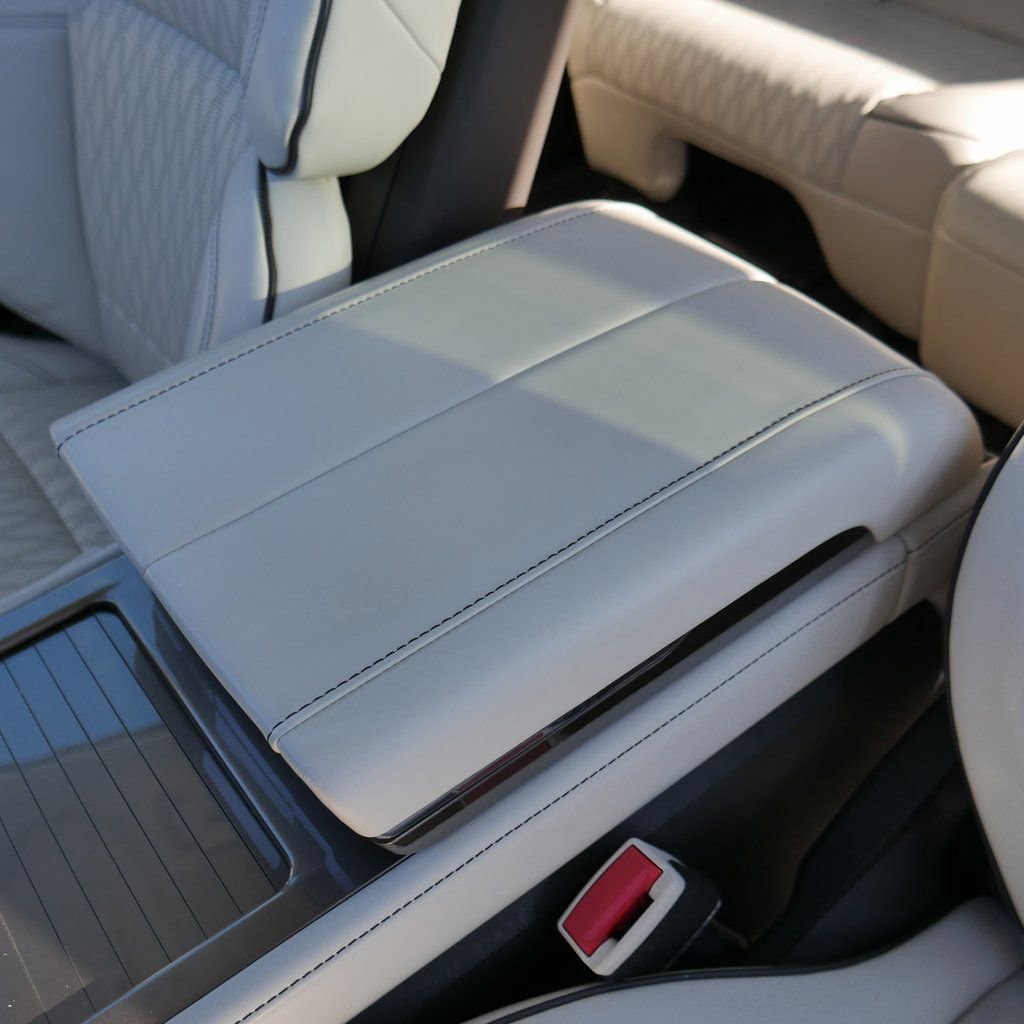 Used 2024 Lincoln Nautilus Black Label image 26