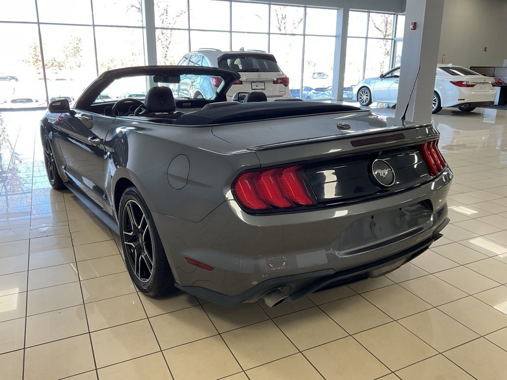 Used 2021 Ford Mustang Premium image 5
