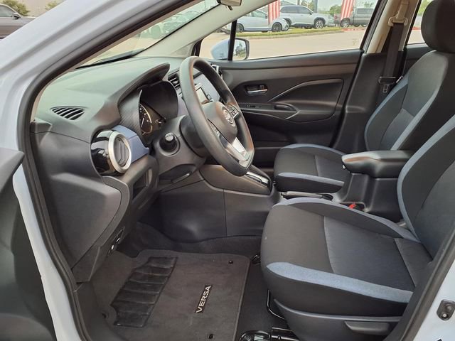 Used 2024 Nissan Versa SV w/ Trunk Package image 6