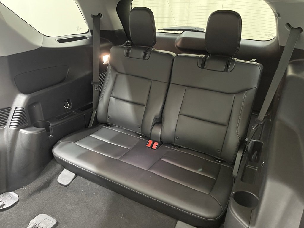 Used 2023 Ford Explorer XLT w/ Equipment Group 202A image 17