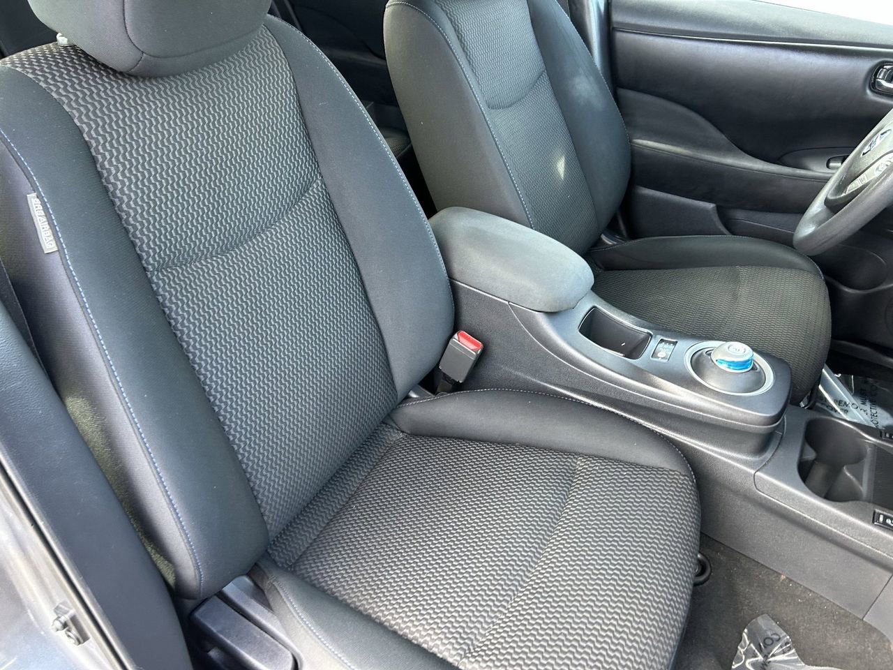 Used 2016 Nissan Leaf S w/ Charger Package image 11