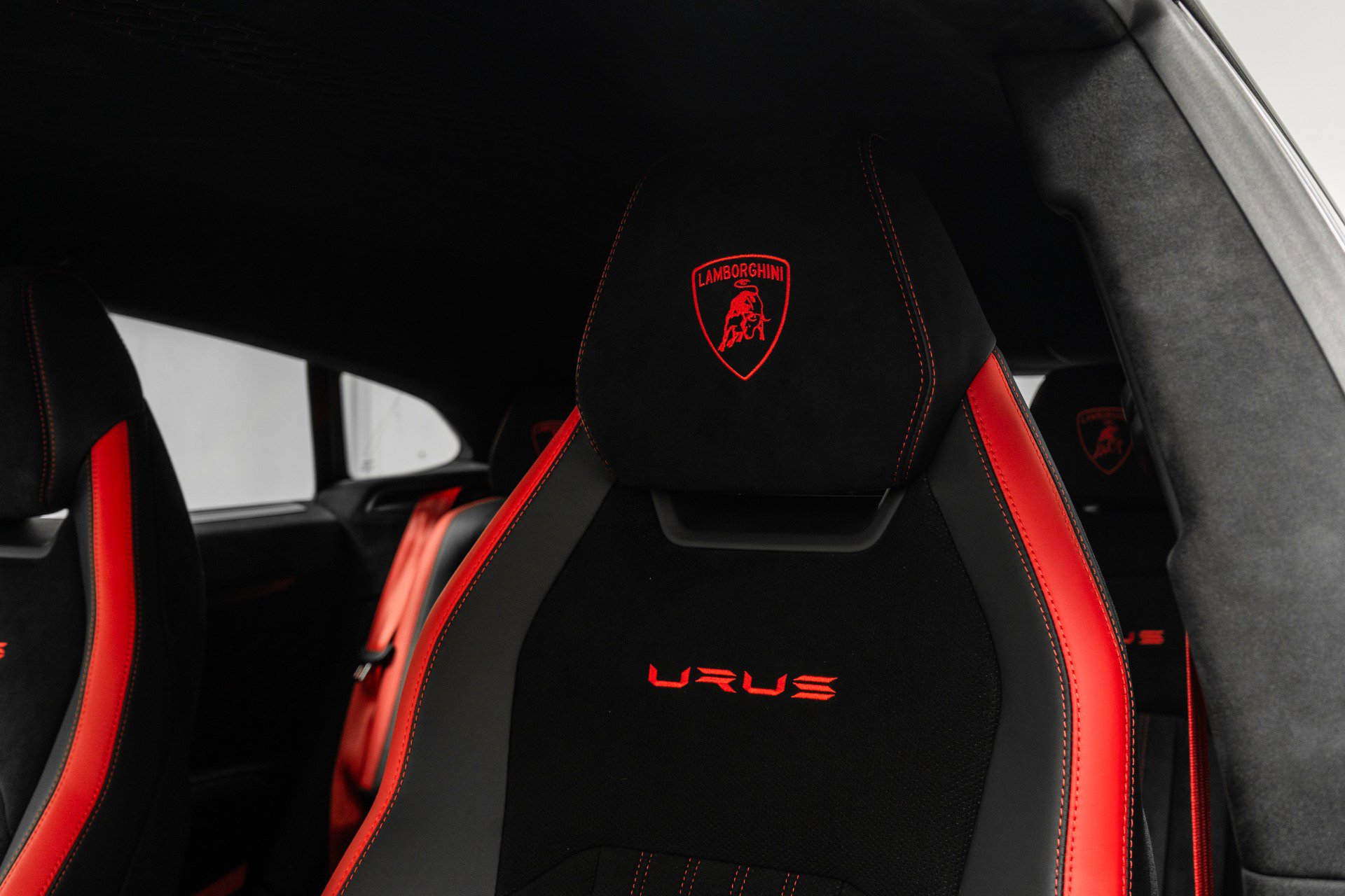 Used 2024 Lamborghini Urus Performante image 28