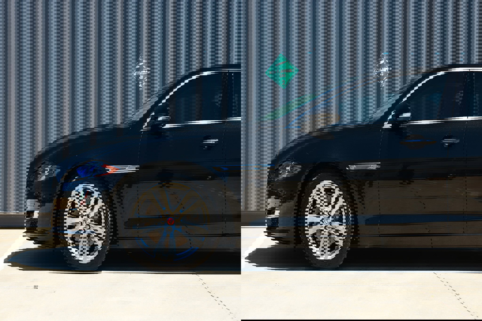 Used 2017 Jaguar XJ L Portfolio image 31