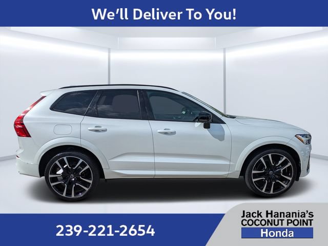 Used 2024 Volvo XC60 B5 Ultimate w/ Protection Package Premier AWD/4WD image 2