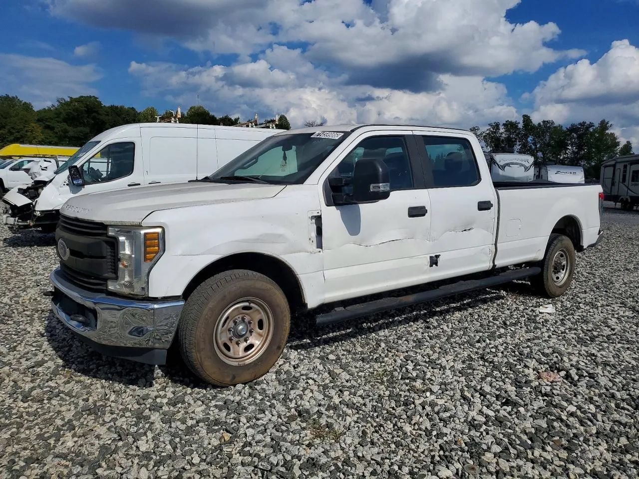 Used 2019 Ford F250 XL w/ Power Equipment Group RWD image 2