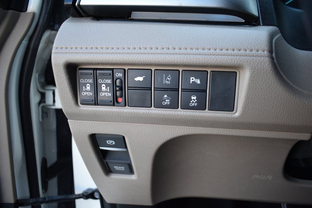 Used 2019 Honda Odyssey Elite image 13