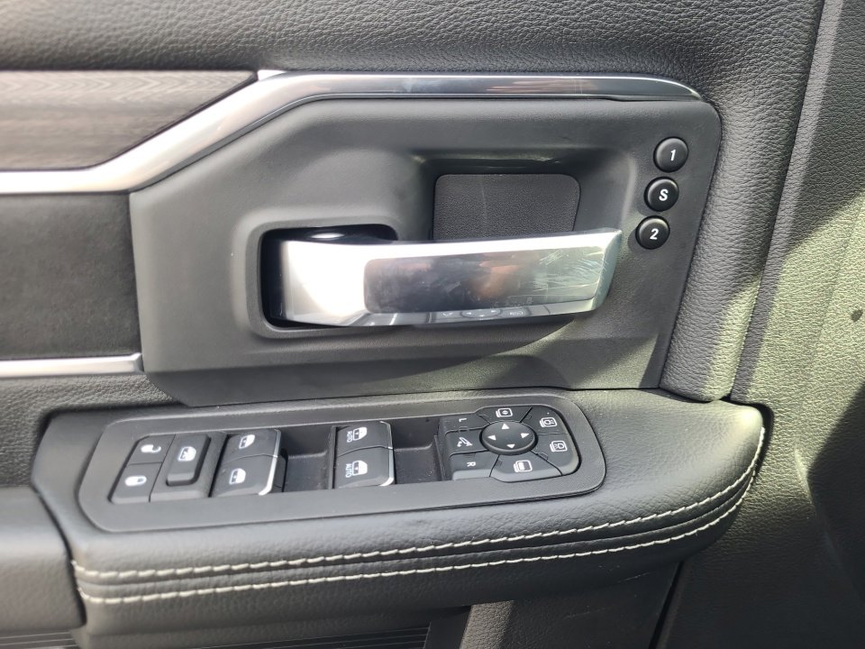 New 2026 RAM 2500 Laramie w/ Night Edition image 32