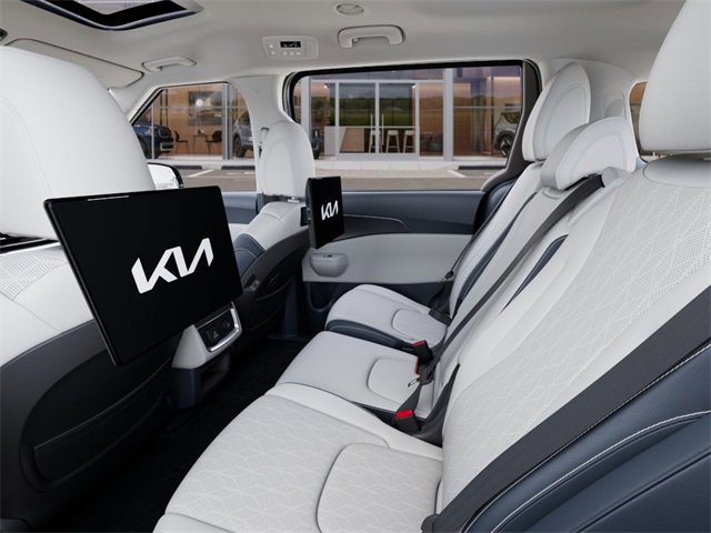 New 2025 Kia Carnival SX image 18