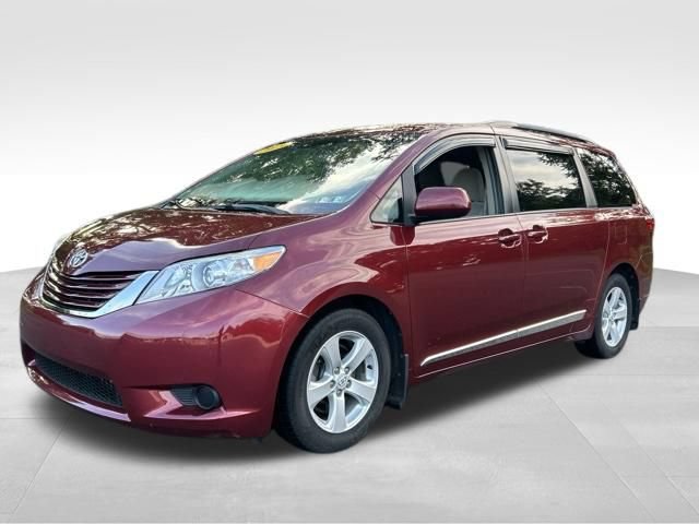 Used 2015 Toyota Sienna LE