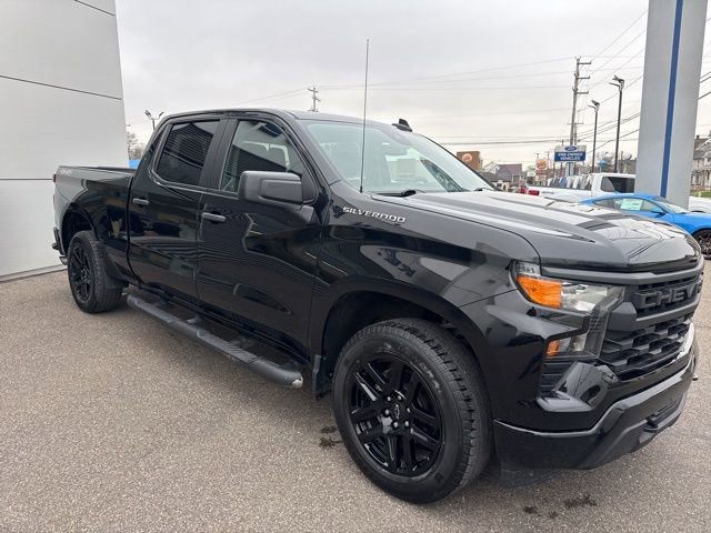 Used 2022 Chevrolet Silverado 1500 Custom image 4