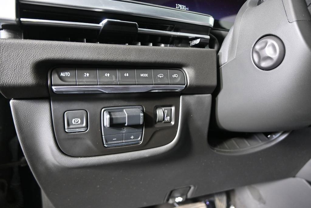 Used 2025 Cadillac Escalade Sport w/ Touring Package image 25