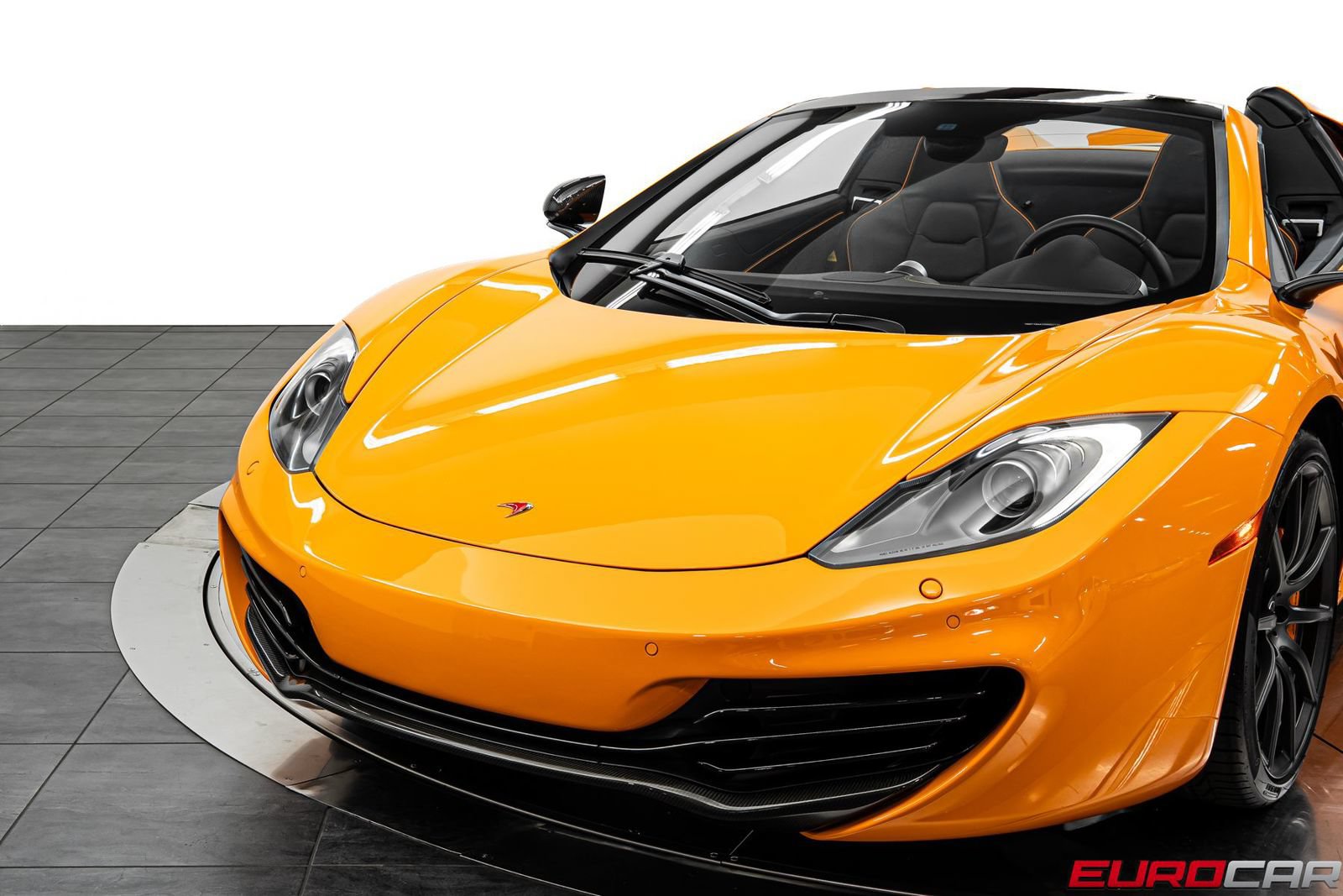 Used 2013 McLaren MP4-12C Spider RWD image 16