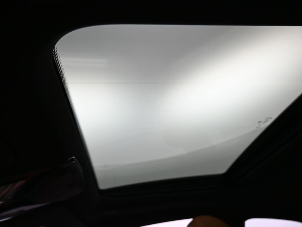 Used 2026 BMW M240i xDrive Coupe image 34